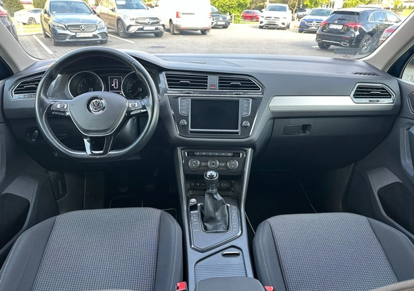 Volkswagen Tiguan cena 71900 przebieg: 168800, rok produkcji 2017 z Chorzów małe 172